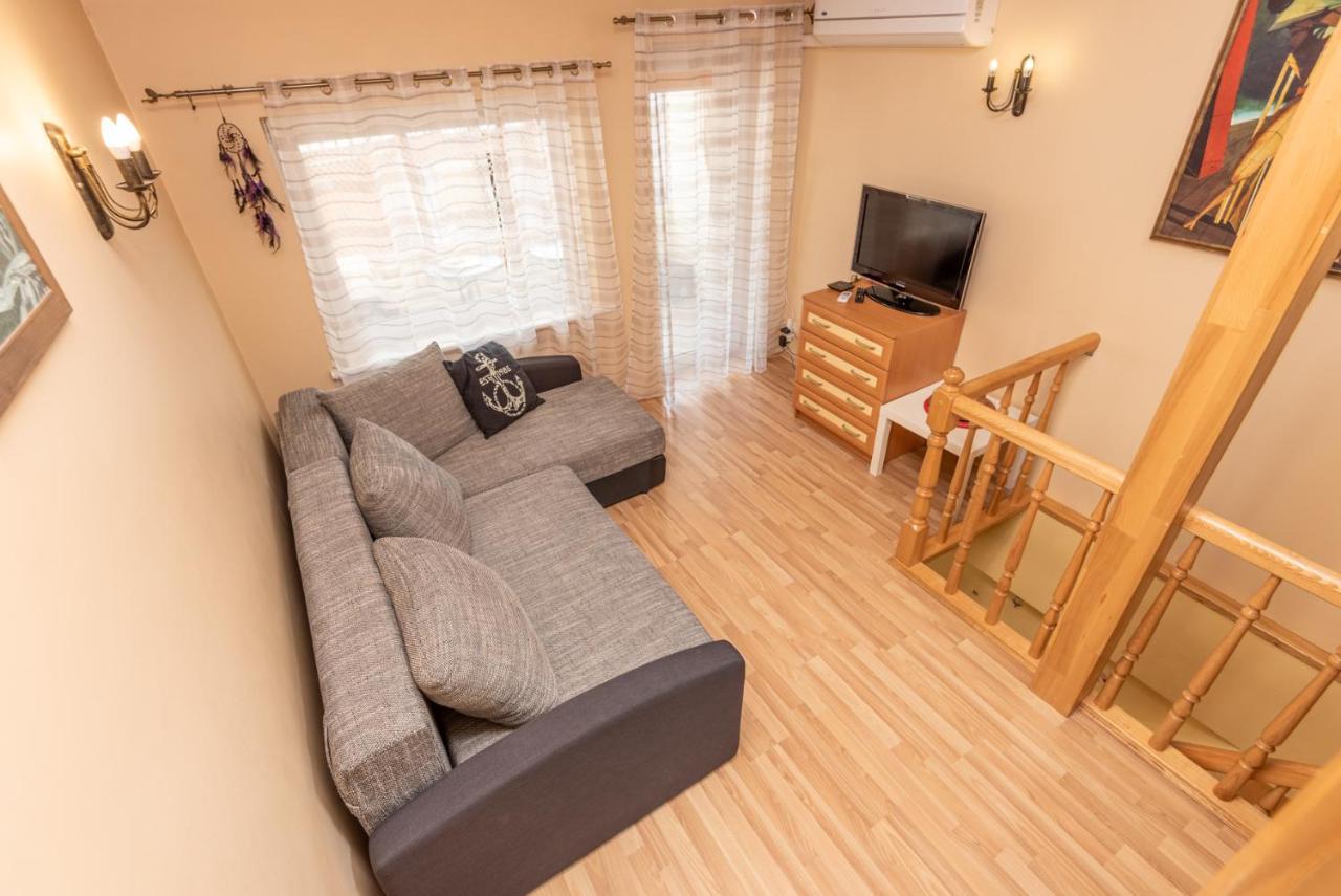 Yzzi Apartment Palanga Exterior photo